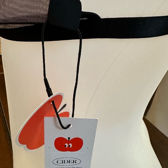 *Closet clear out* Mesh sexy bra - Picture 4 of 4